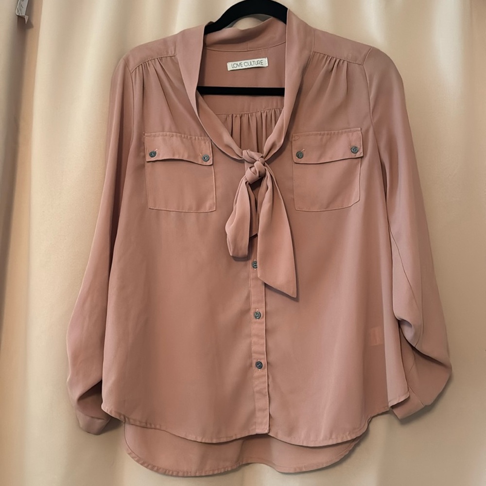 Love Culture Pink Button Down Shirt Women’s Size Medium